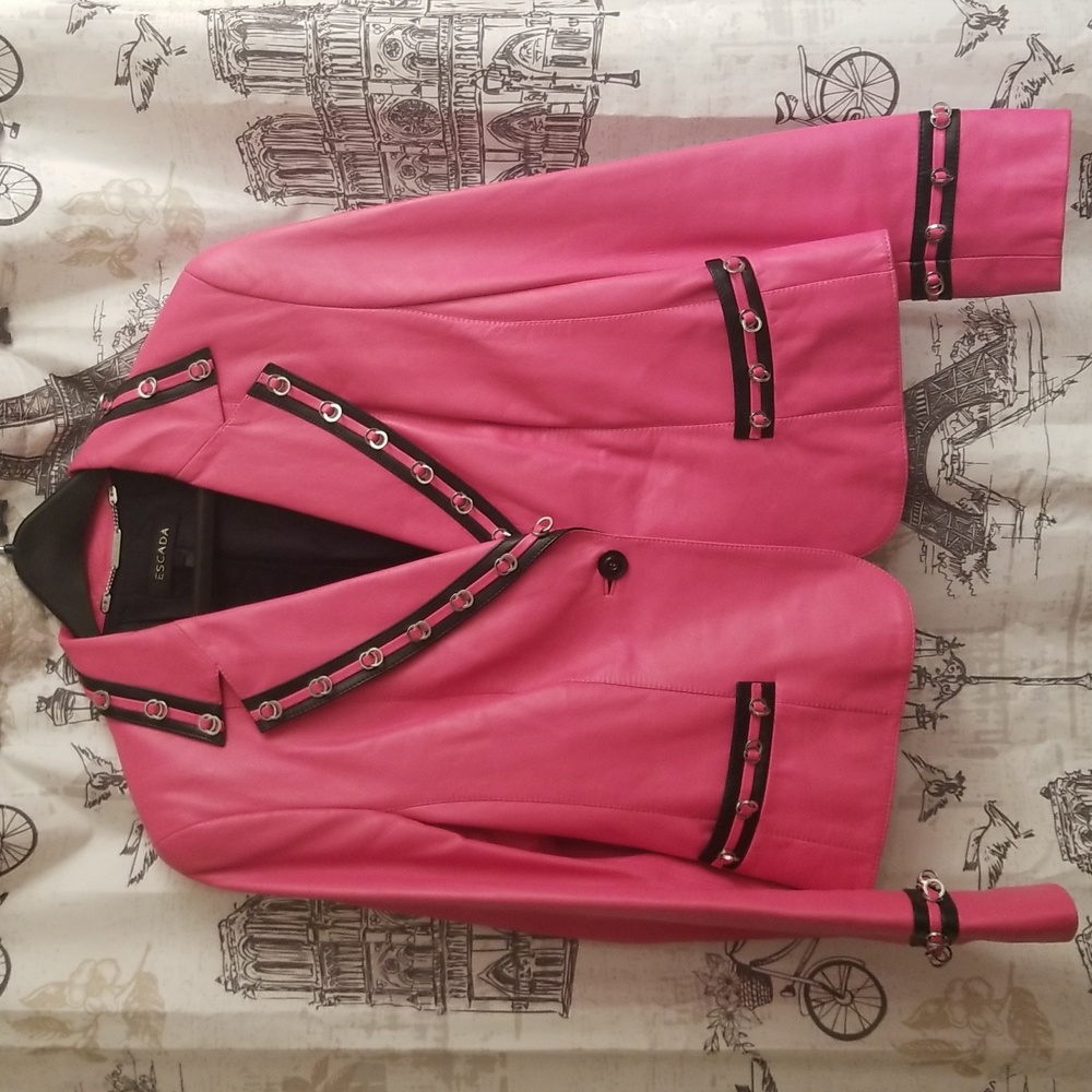 Escada soft leather jacket 🔥🔥